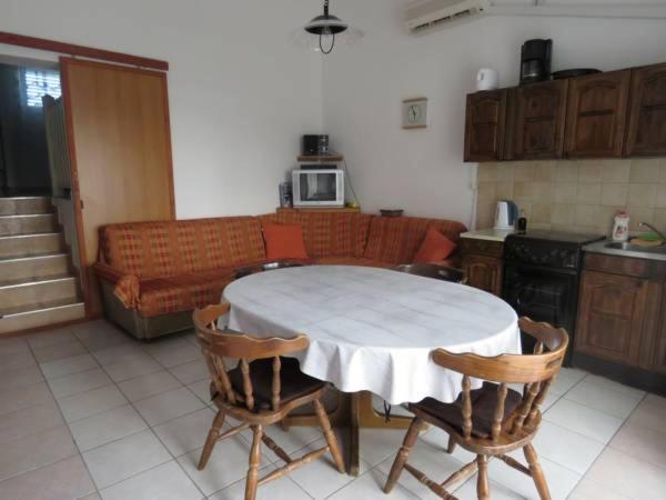 Apartments Rebac Murter Ngoại thất bức ảnh